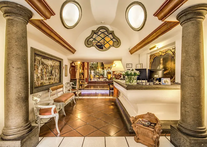 Antico Del Sole Al Pantheon Hotel 4*